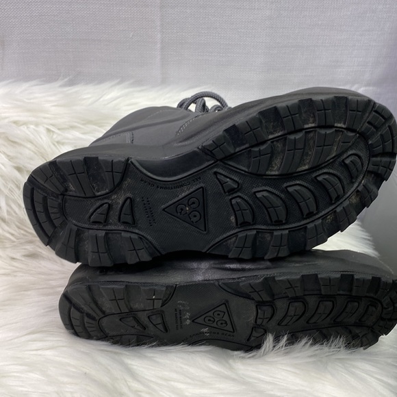 Nike #4y - Picture 9 of 13